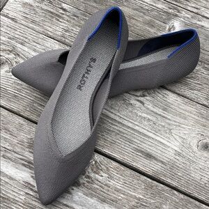 Rothy's Charcoal and Blue Pointed Flats